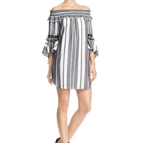Misa Los Angeles Dresses & Skirts - Misa Los Angeles Mini Off the Shoulder Dress